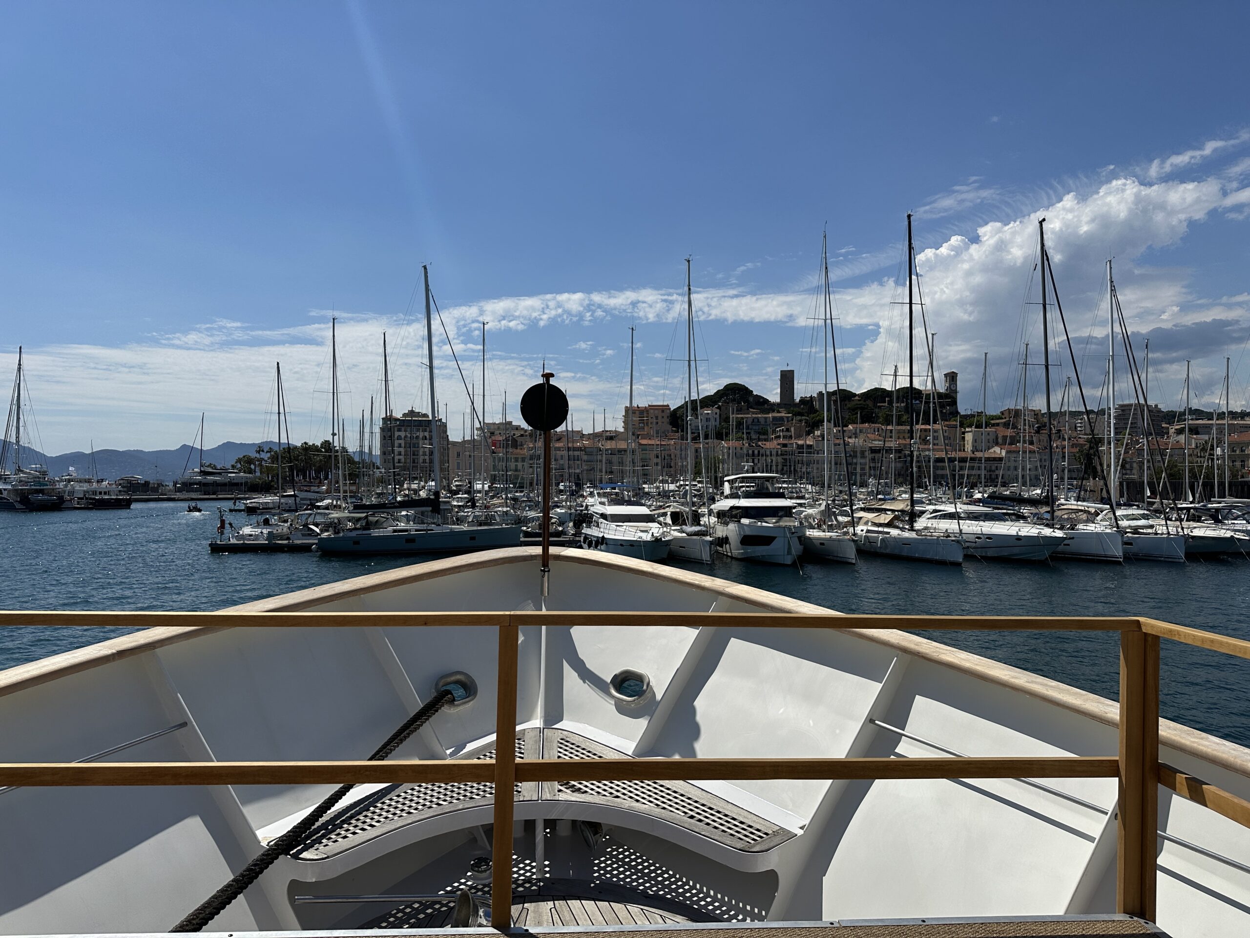 Yacht EthCC Cannes — dîner et cocktail VIP au port du Palais des Festivals