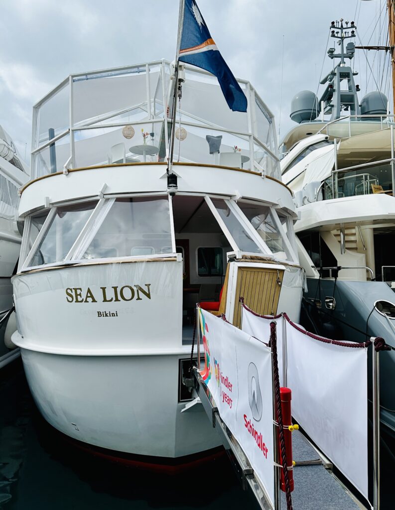 Yachtcharter Cannes – Yacht am Hafen des Palais des Festivals